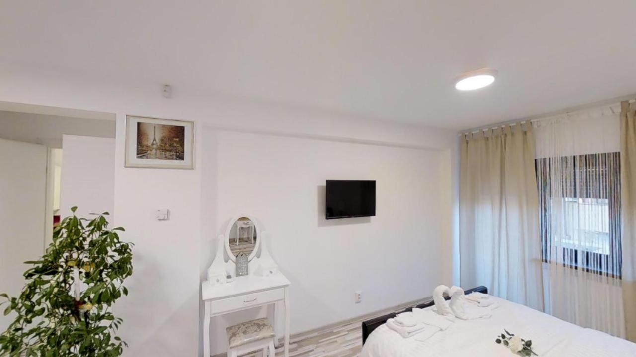 Sun Villa Residence Bucarest Esterno foto