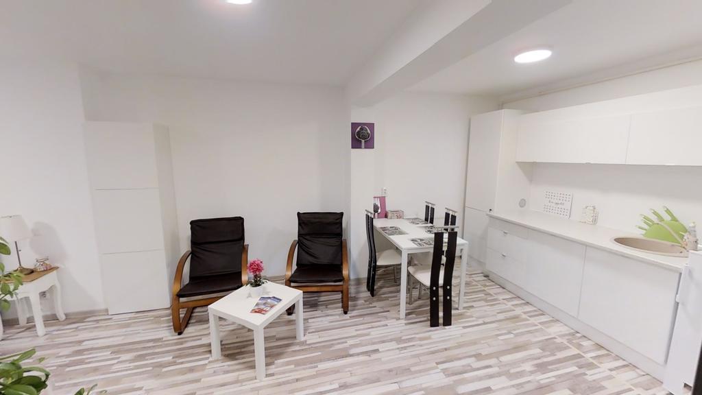 Sun Villa Residence Bucarest Esterno foto